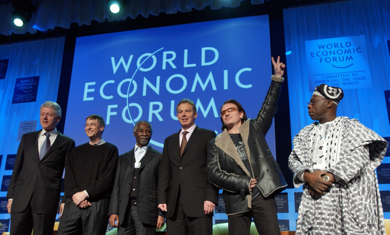 De som beveger verden - 'The G-8 and Africa: Rhetoric or Action?': William J. Clinton; William H. Gates III; Thabo Mbeki; Tony Blair; Bono; Olusegun Obasanjo